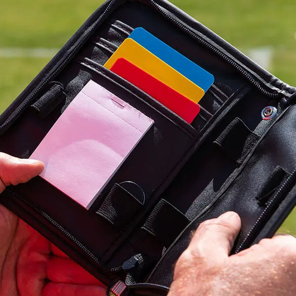 SOCCER REFEREE KIT WITH CASE HoopsKing