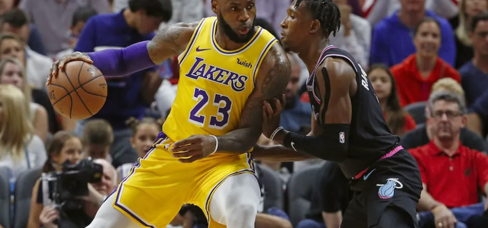 4 Post Moves Every Basketball Player Needs