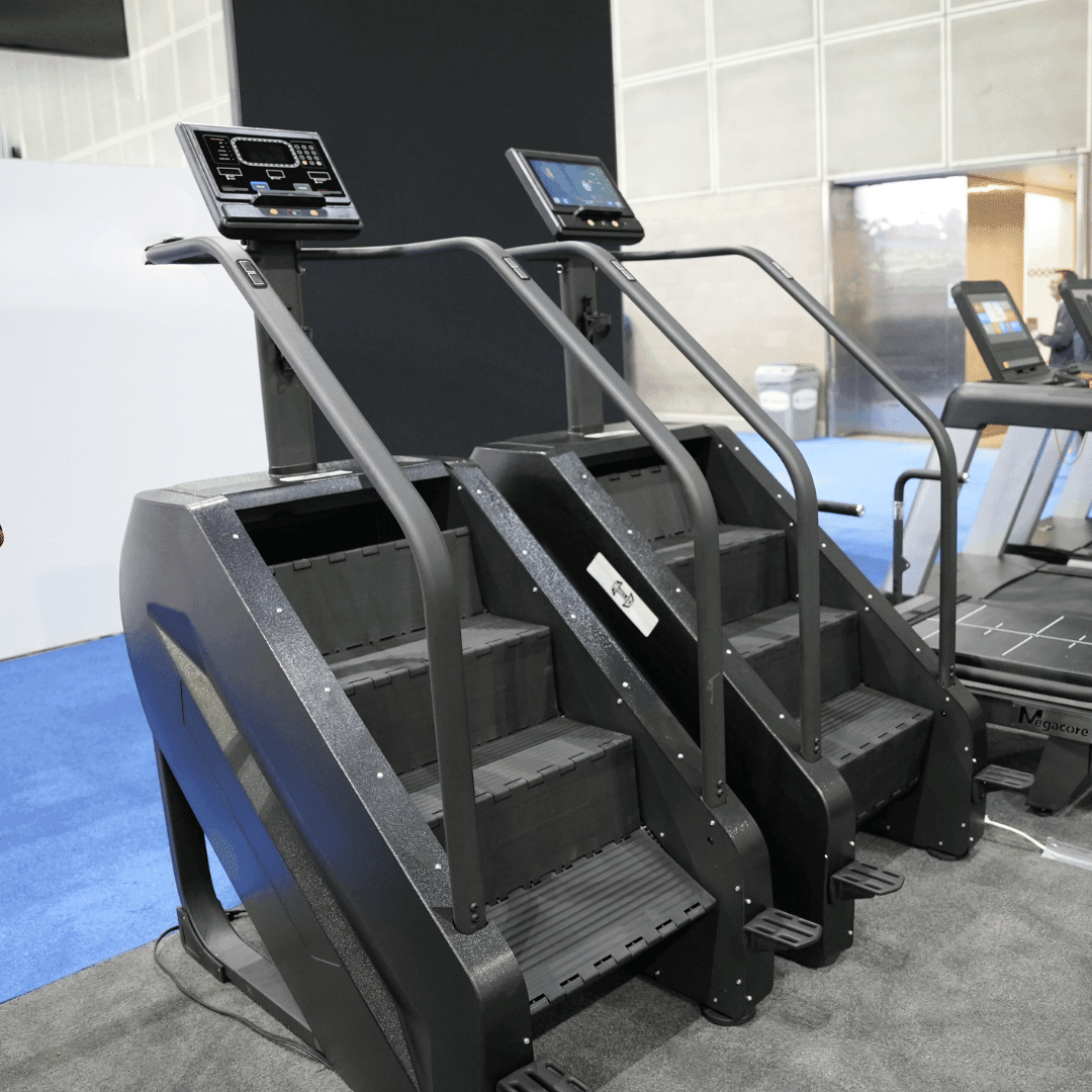 Commercial Stair Climber Stepmill LED Screen Muscle D