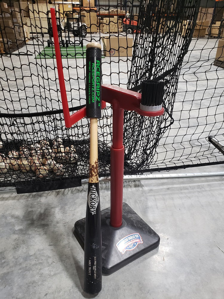 Black ACEGRIPZ grip shown on a full-length bat