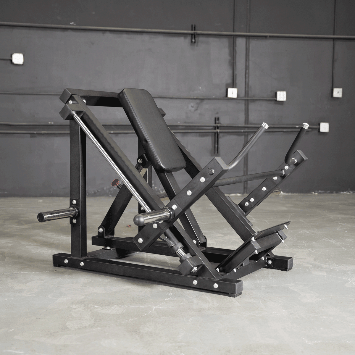 Black linear bearing row machine with adjustable pad and multi-grip handles.