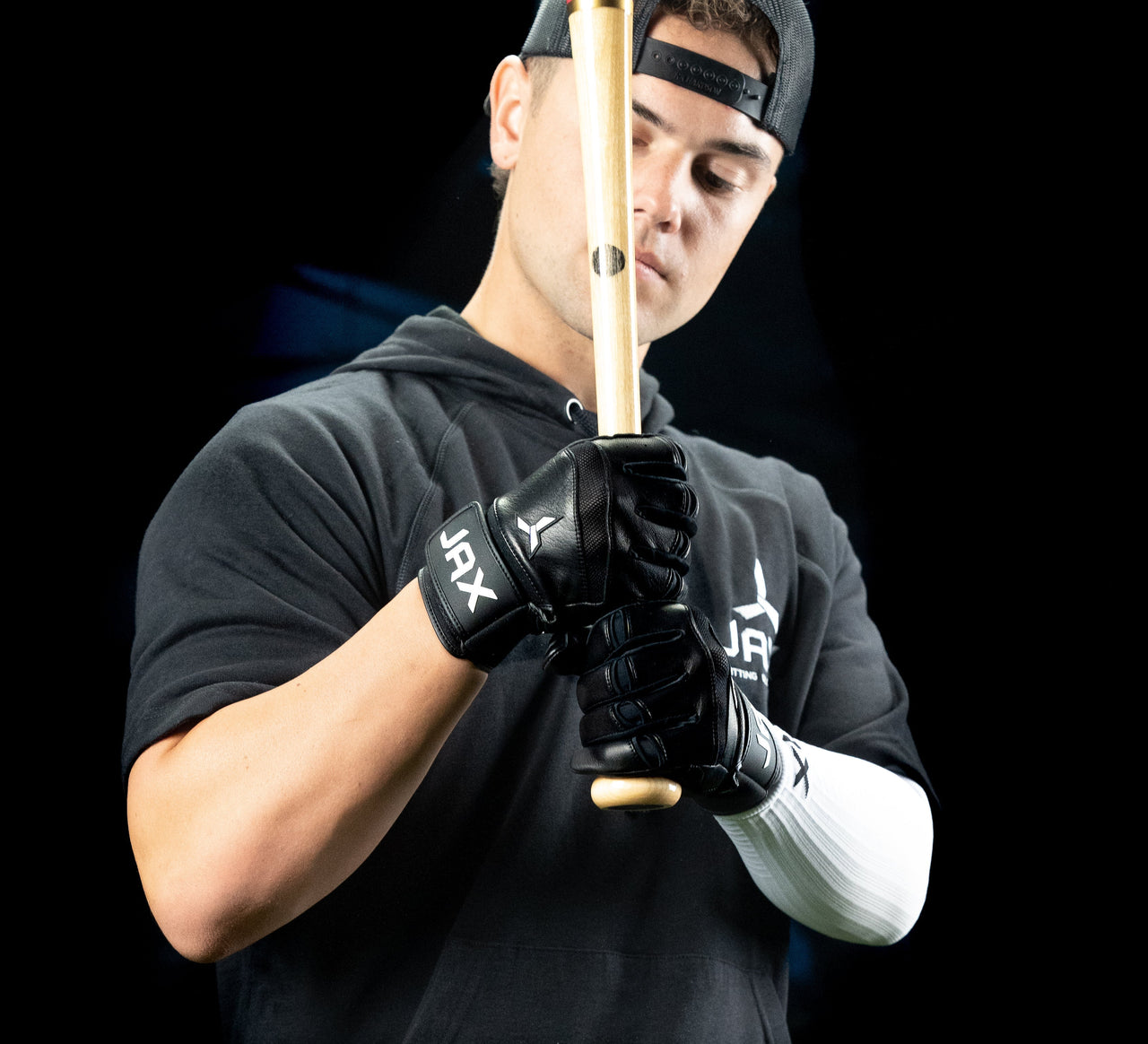 Jax | Restore Recovery Premium Arm Sleeve - Grey – view 5