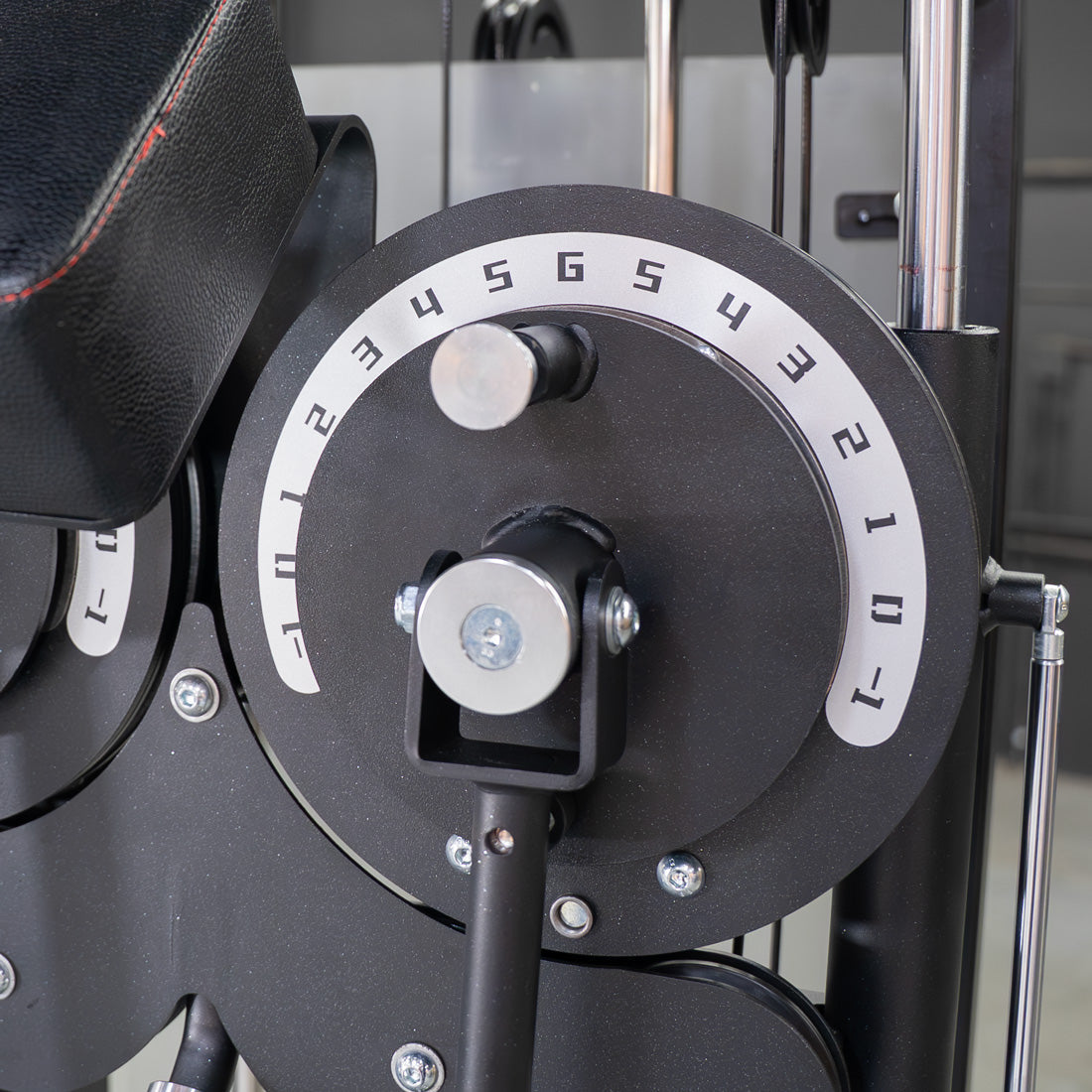 Excel Multi-Flight Trainer - Muscle D Fitness - Adjustable height - Selectorized Shoulder / Chest Machine