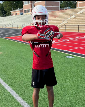 custom-football-receiver-gloves