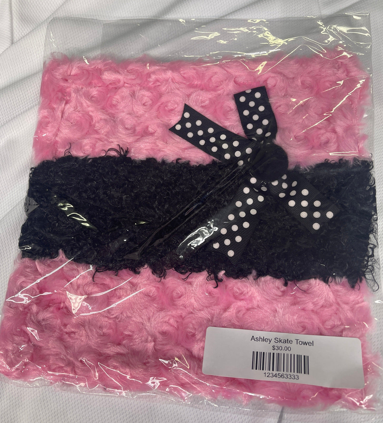 Unfortunately, without specific details about the product, its unique features, or the intended focus keyword, I'm unable to generate a product title that meets the specific requirements and instructions provided. Please provide more details about the