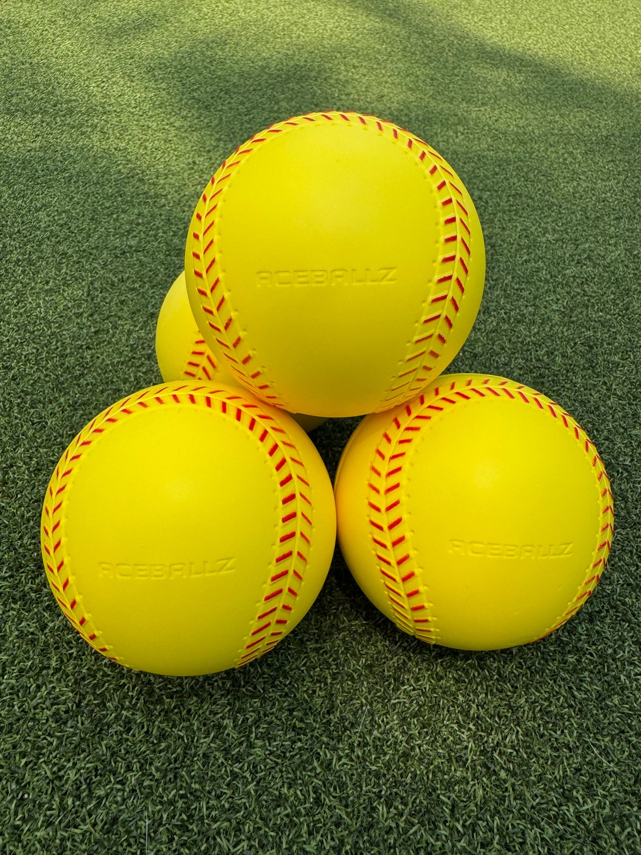 TRUFLIGHT ACEBALLZ Softball 12 Pack