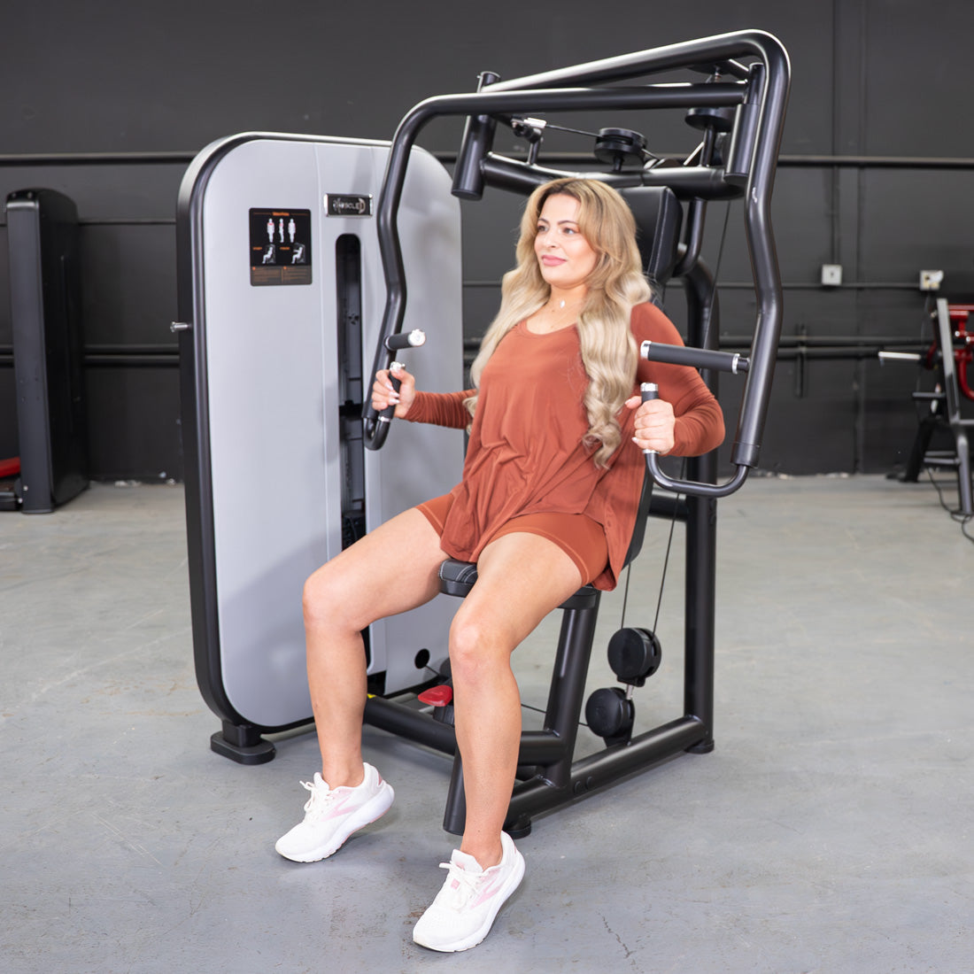 Vogue Chest Press - Muscle D Fitness - Adjustable Seat - Pin Selectorized - Pec Workout