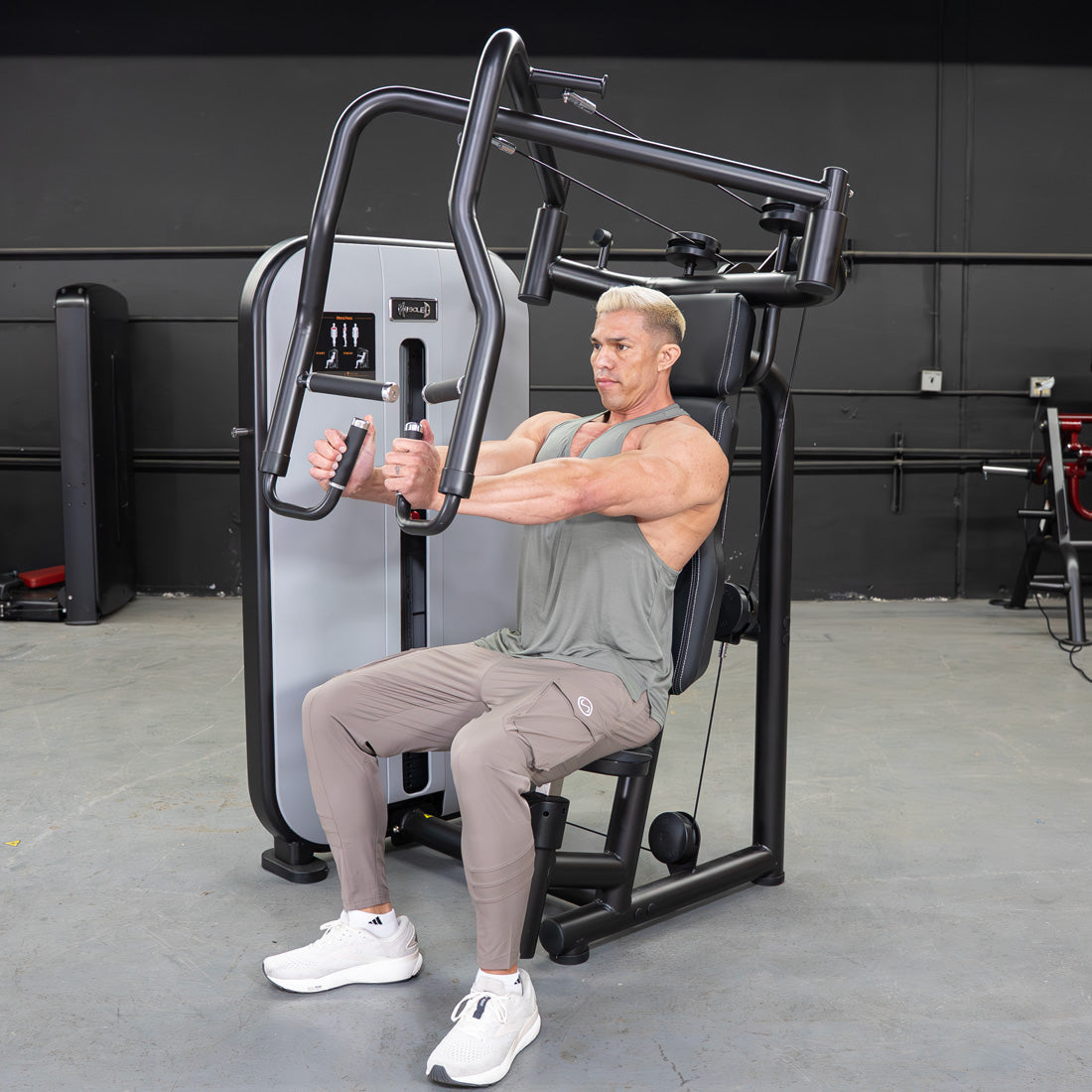 Vogue Chest Press - Muscle D Fitness - Adjustable Seat - Pin Selectorized - Pec Workout