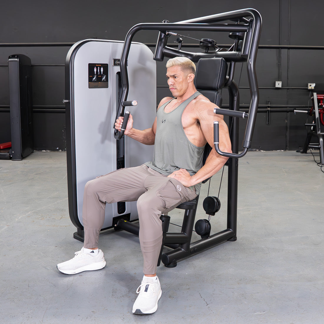Vogue Chest Press - Muscle D Fitness - Adjustable Seat - Pin Selectorized - Pec Workout