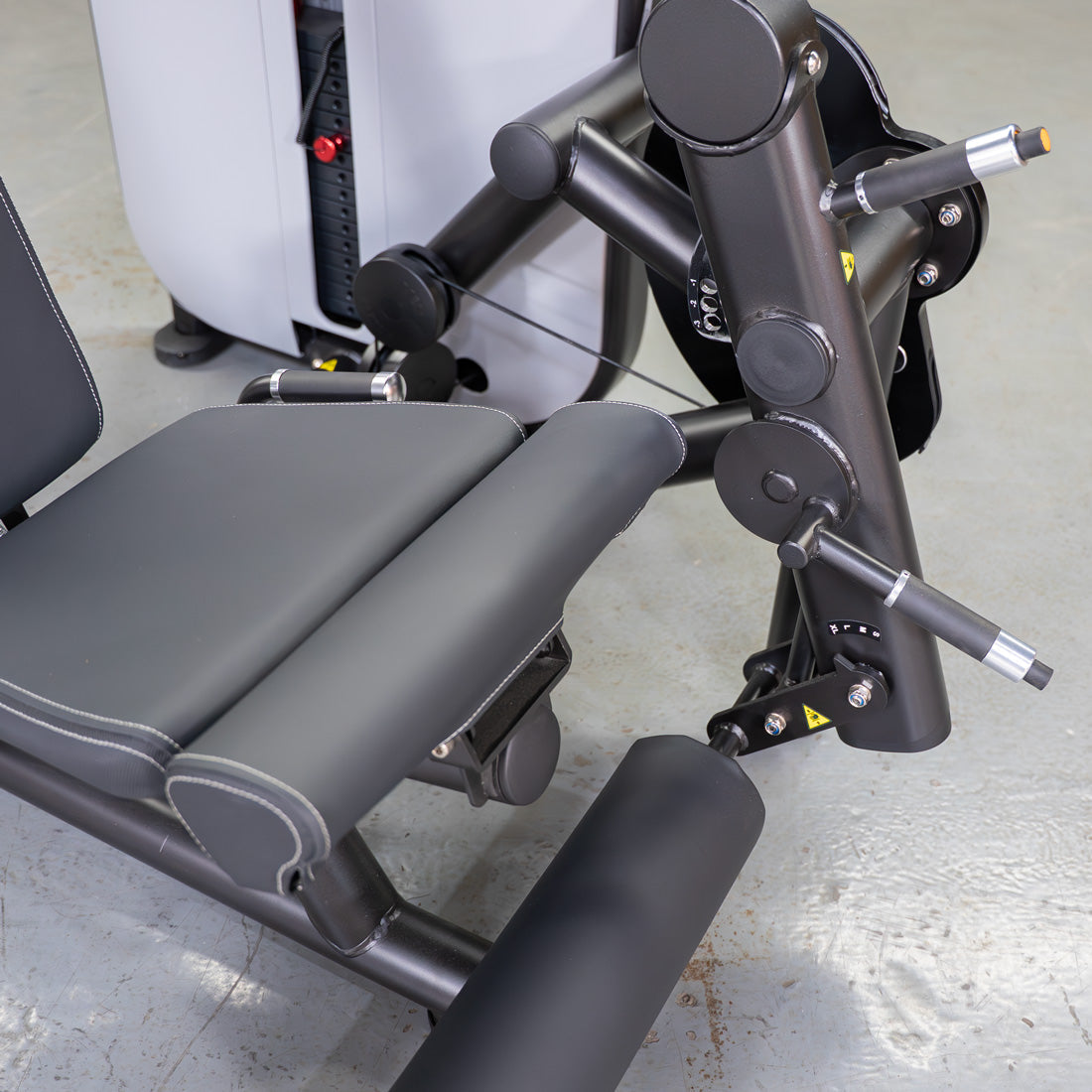 Vogue Leg Extension/Prone Leg Curl Combo - Muscle D Fitness - Seated - Adjustable - Pin Selectorized - Quads Hamstring Machine