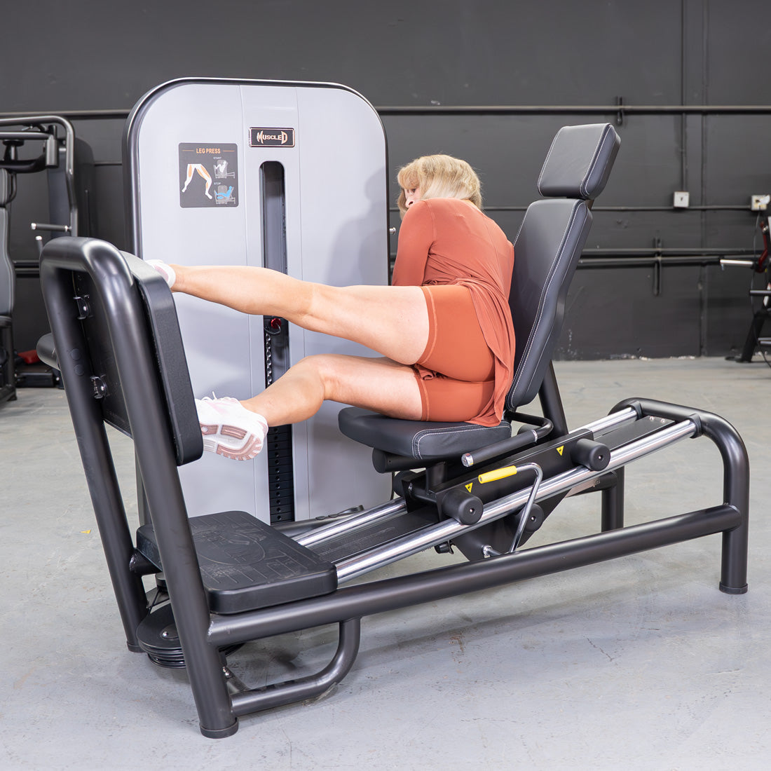 Vogue Leg Press - Muscle D Fitness - Adjustable Seat - Pin Selectorized - Quads Glutes Calf Workout