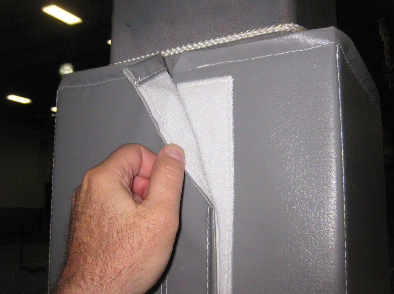 Velcro column padding detail
