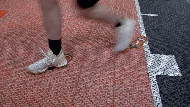 learn how to make a layup with proper footwork easily